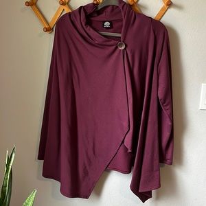 One button Long sleeve sweater cape